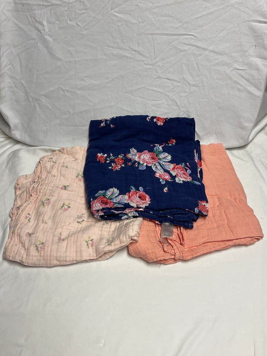 Momcozy Muslin Swaddle Blankets set of 2