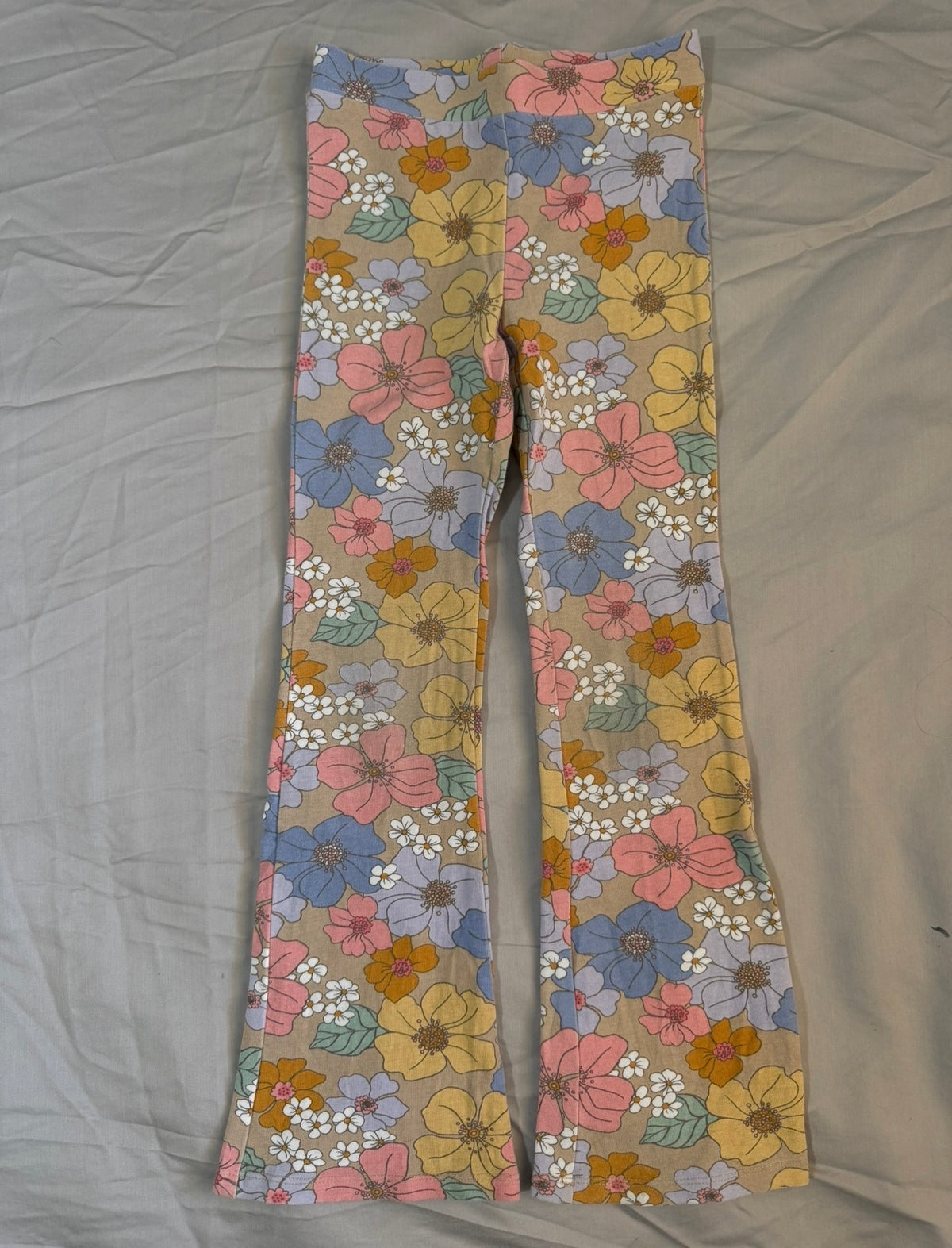 H&M floral flares - size Youth - 7 (S)