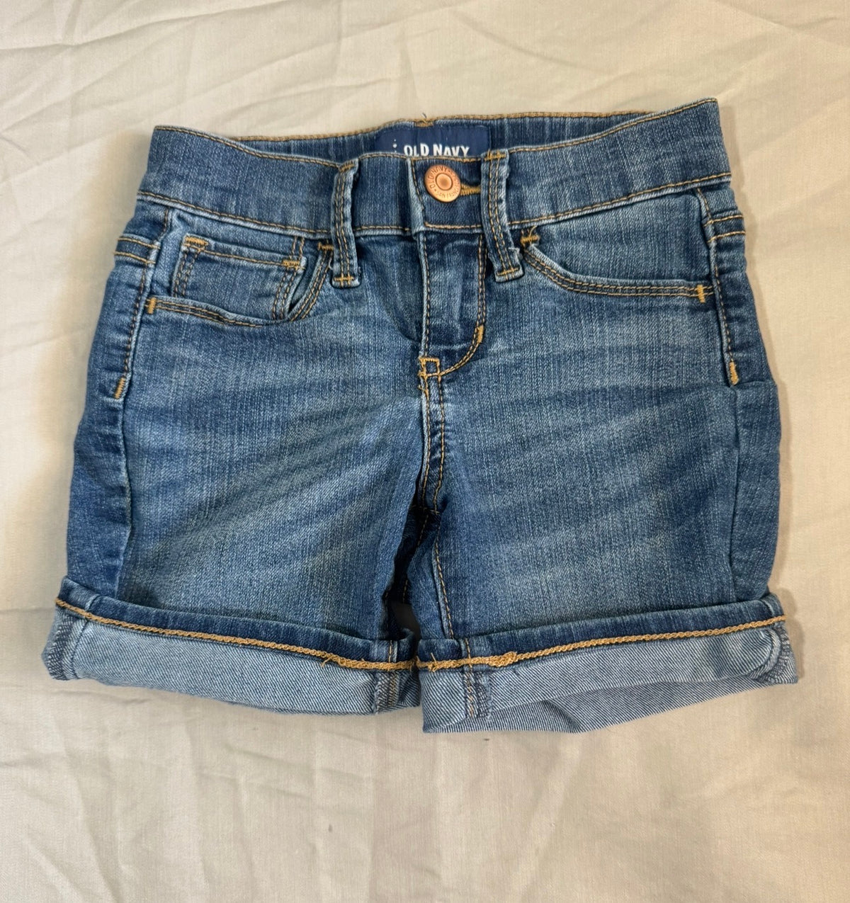 Old Navy Jean shorts 6 slim adjustable - size Youth - 6 (S)