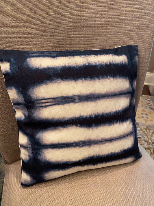 Throw Pillow Navy/White 12x12
