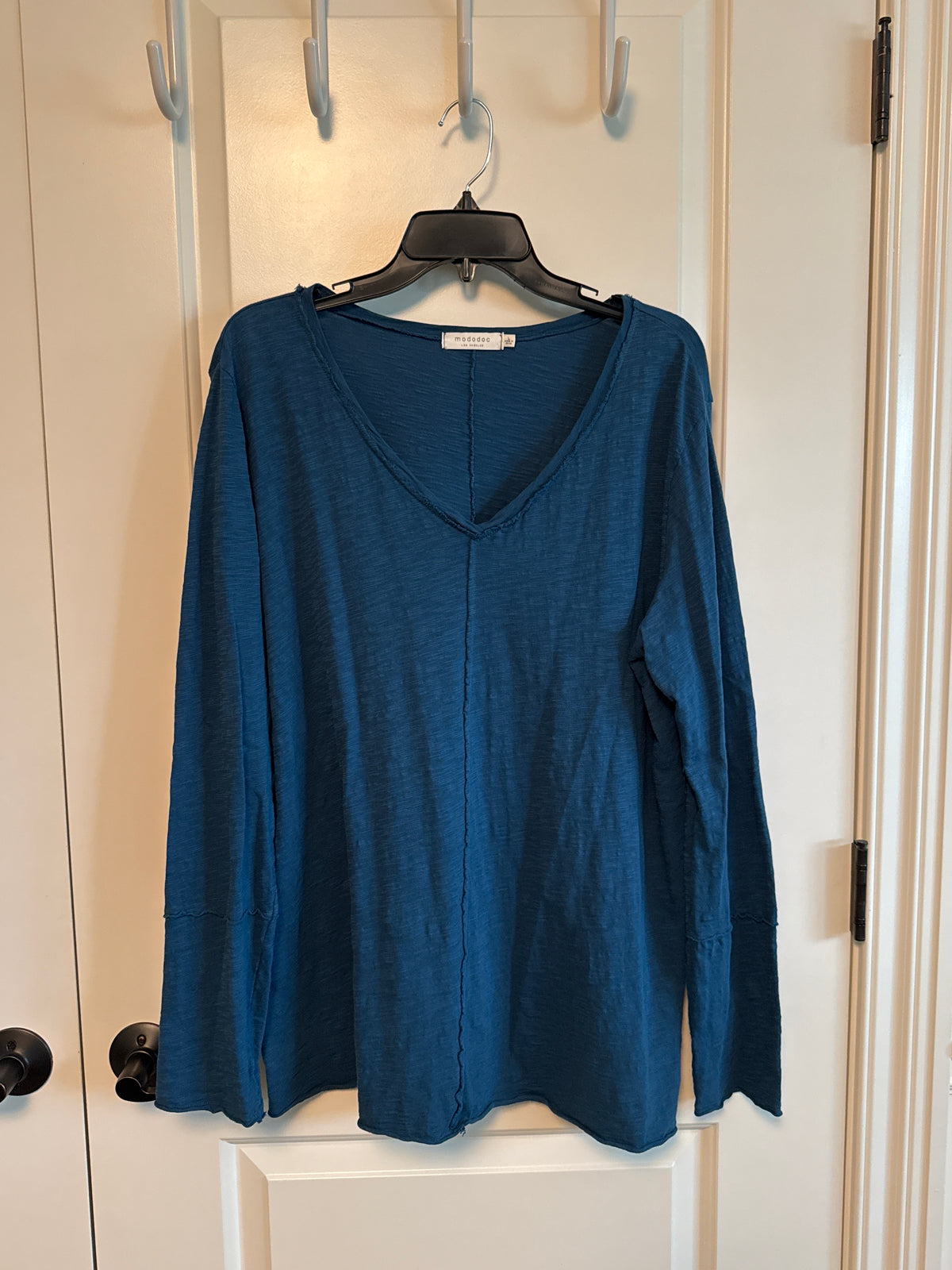 Teal Blue V-neck shirt Nordstrom, EUC - size Women - L (12/14)