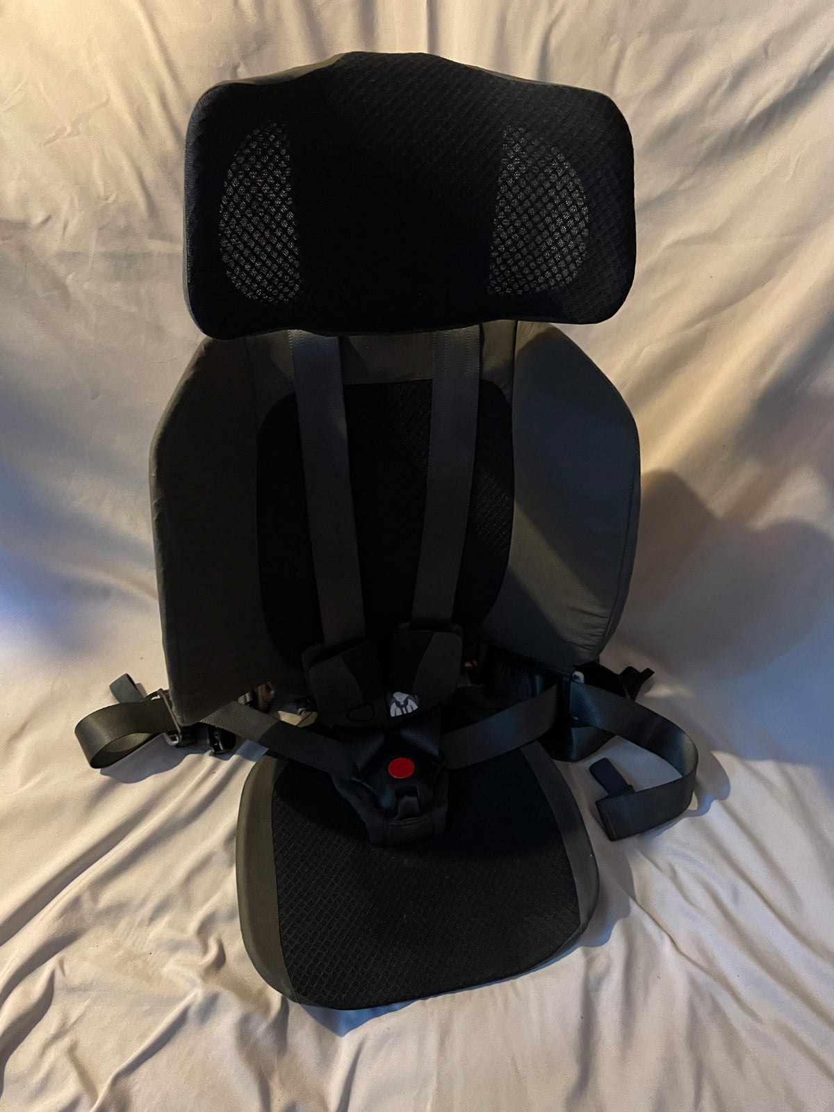 WAYB Pico Travel Car Seat2 8lbs EUC ret $500