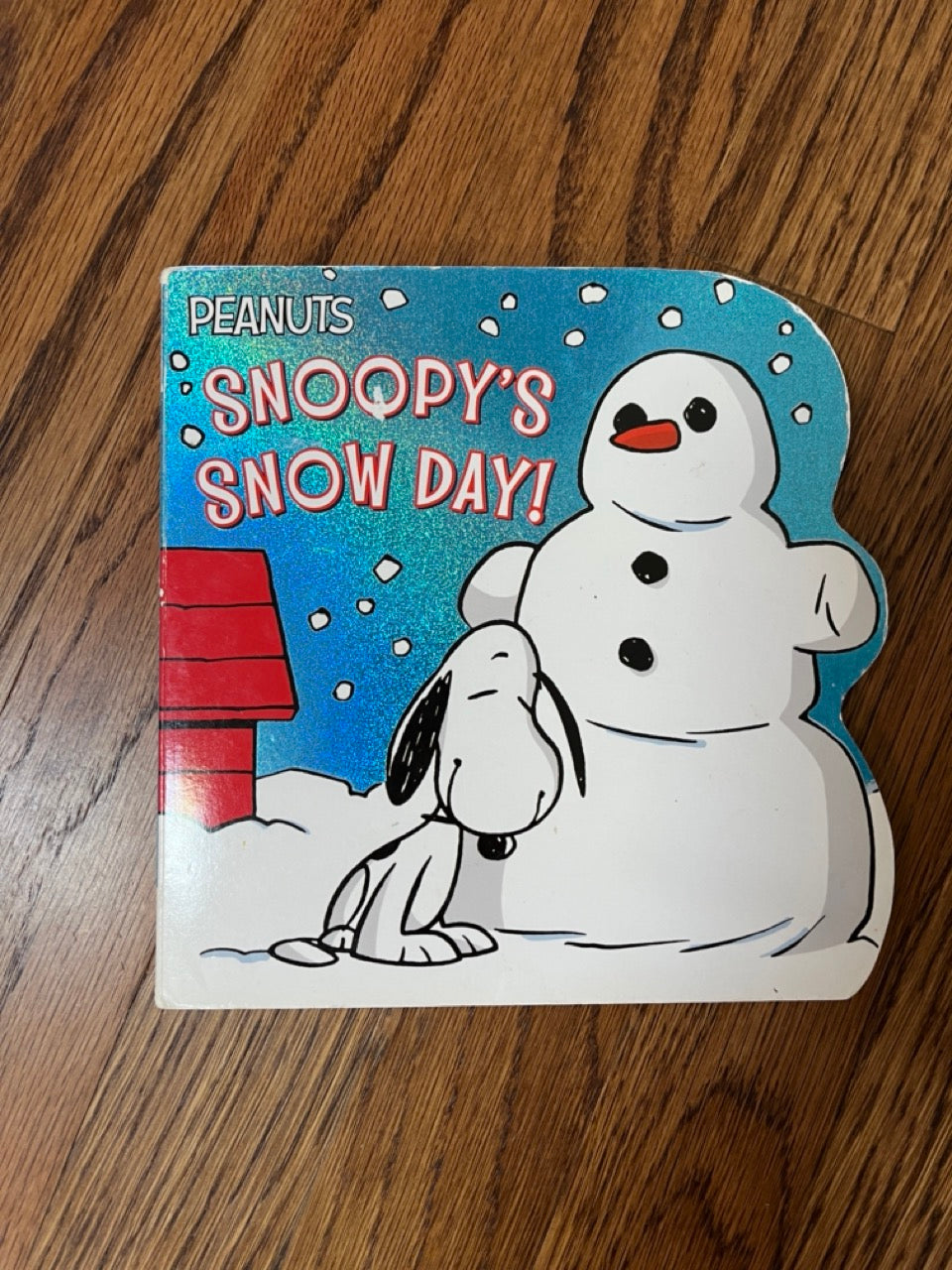 Snoopy's Snow Day! Peanuts Board Book GUC