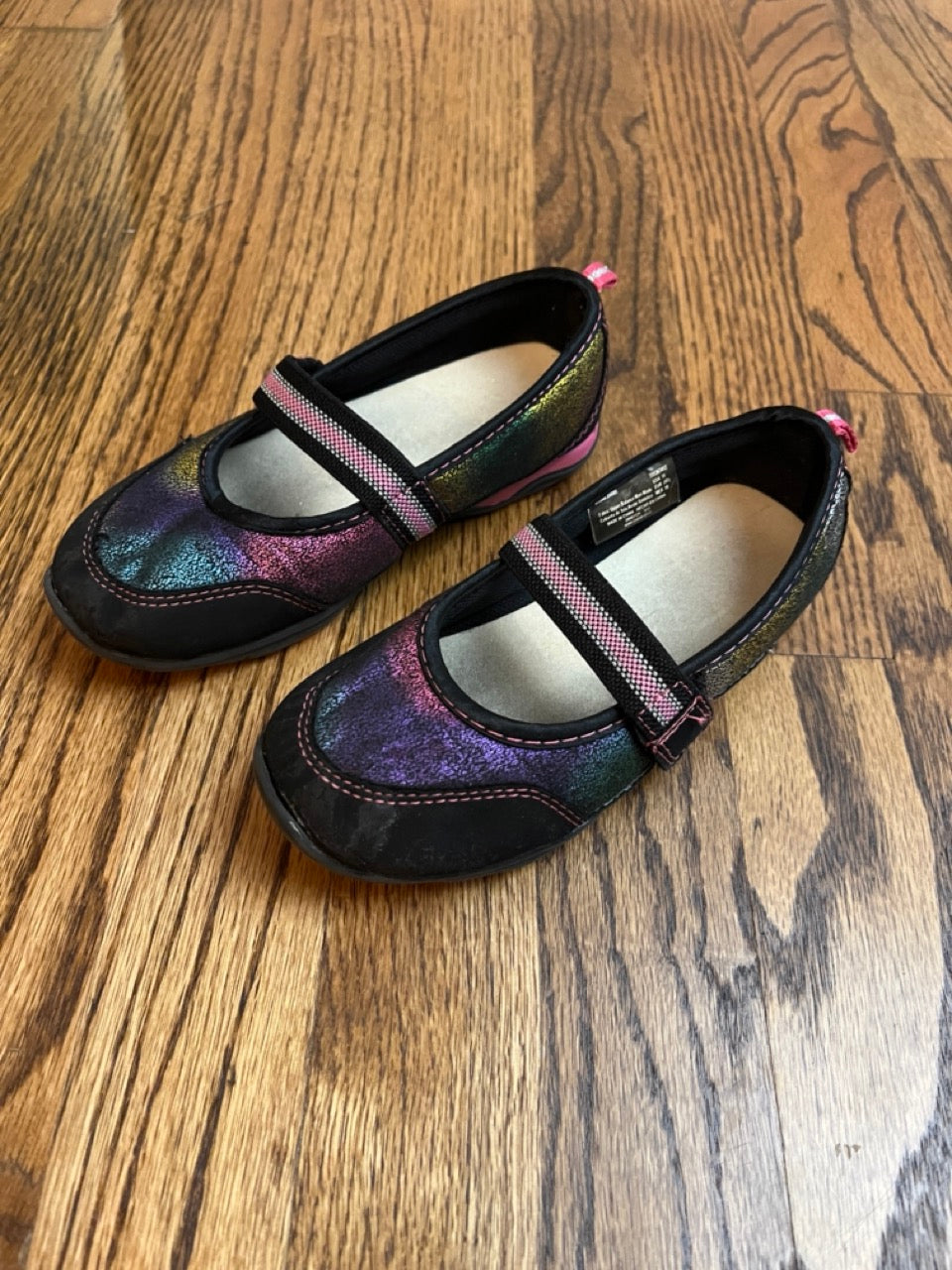Black Rainbow Velcro GUC - size Shoes - Toddler 11