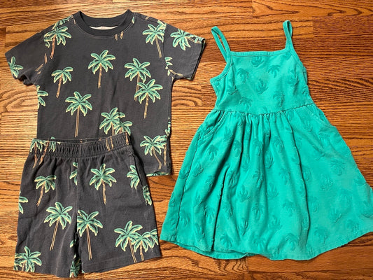 Teal Palm Tree Set Boys Faded, Girls VGUC - size Toddler - 4T
