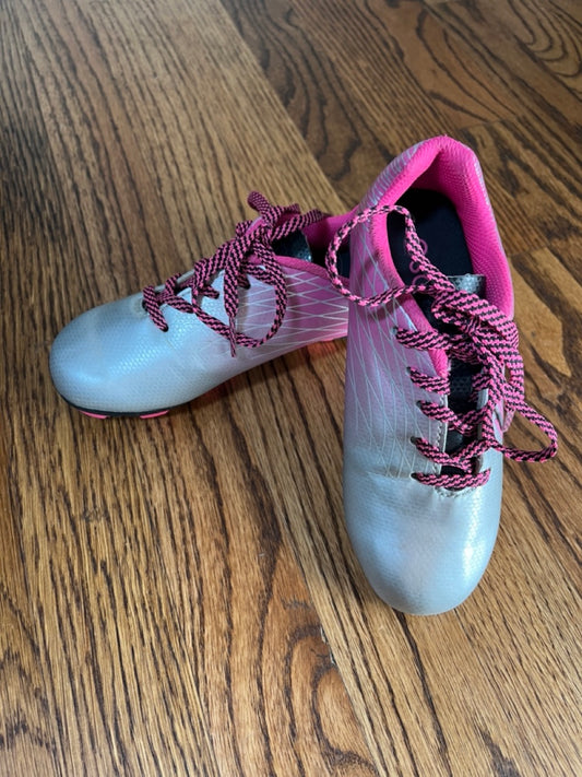 DSG Girls Soccer Cleats Silver Pink VGUC - size Shoes - Toddler 11