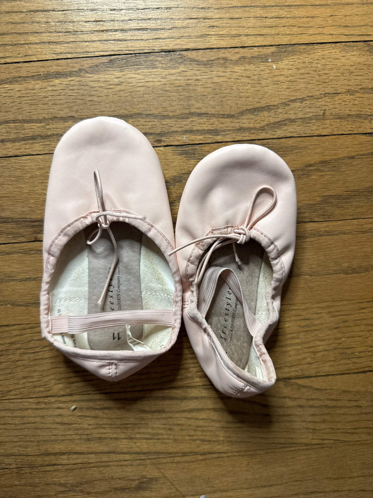 Danskin pink ballet shoe GUC size 11 - size Shoes - Toddler 11