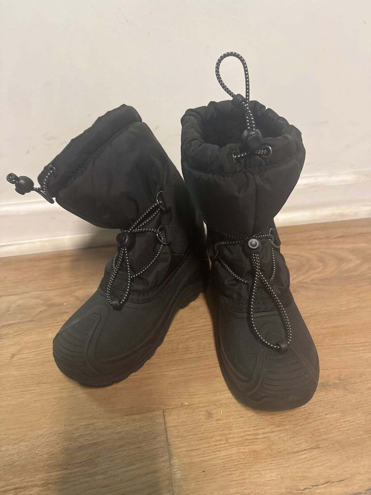 Kamik Winter Boots Fleece lined EUC size 1 - size Shoes - Kids 1