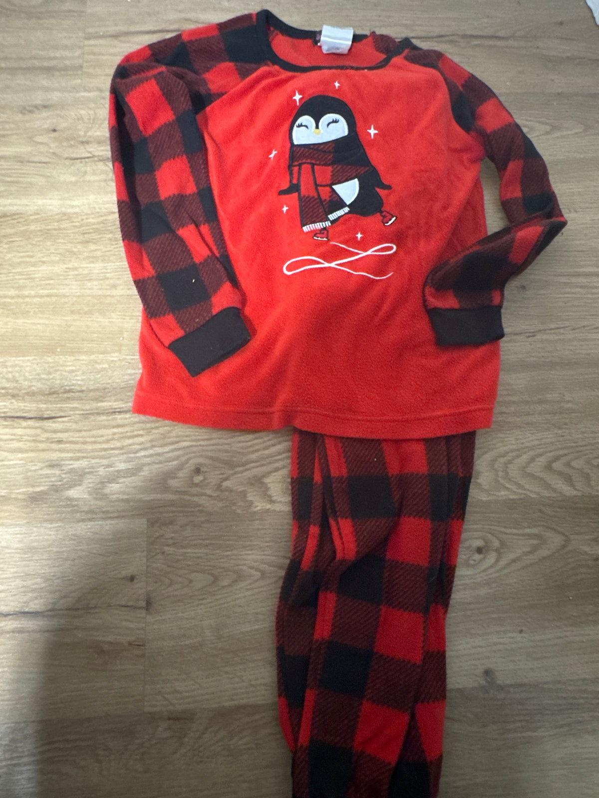 Cuddl Duds penguin Fleece pjs GUC 6/6x - size Youth - 6 (S)