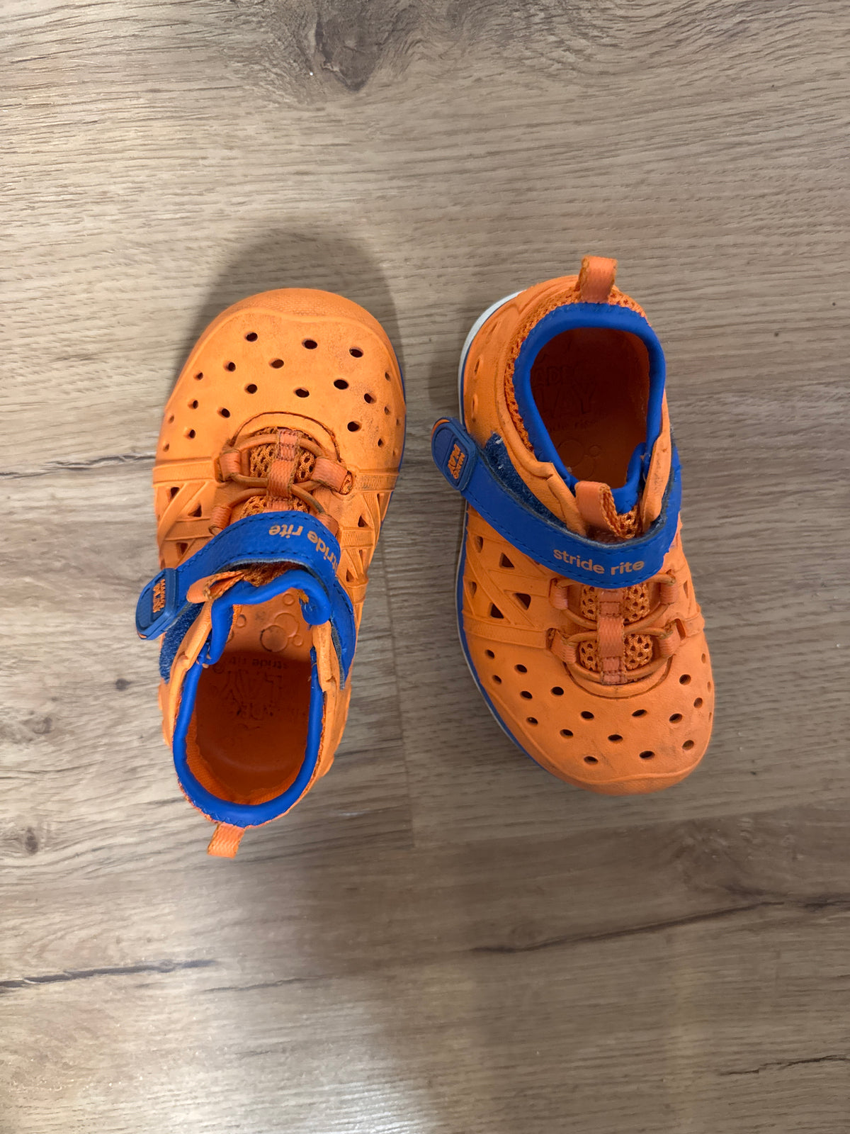 Stride rite made2play Orange GUC Velcro - size Shoes - Toddler 6