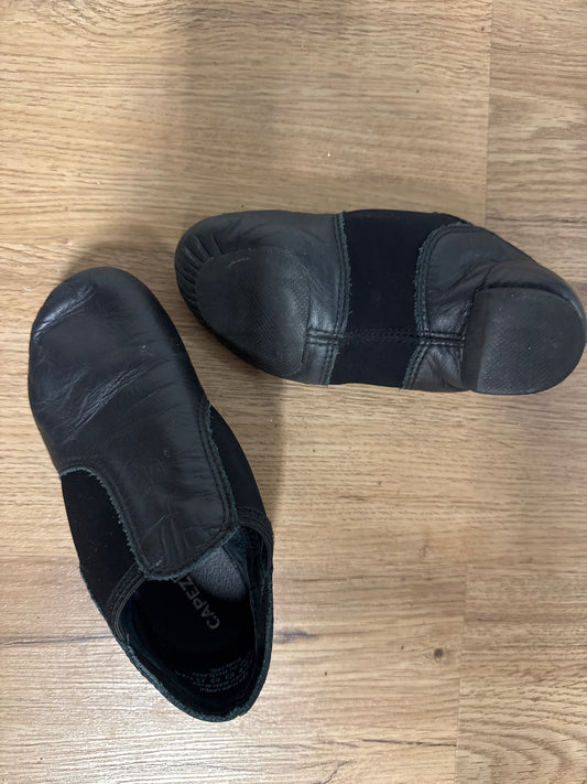 Capezio jazz shoes GUC size 13.5 black - size Shoes - Kids 13
