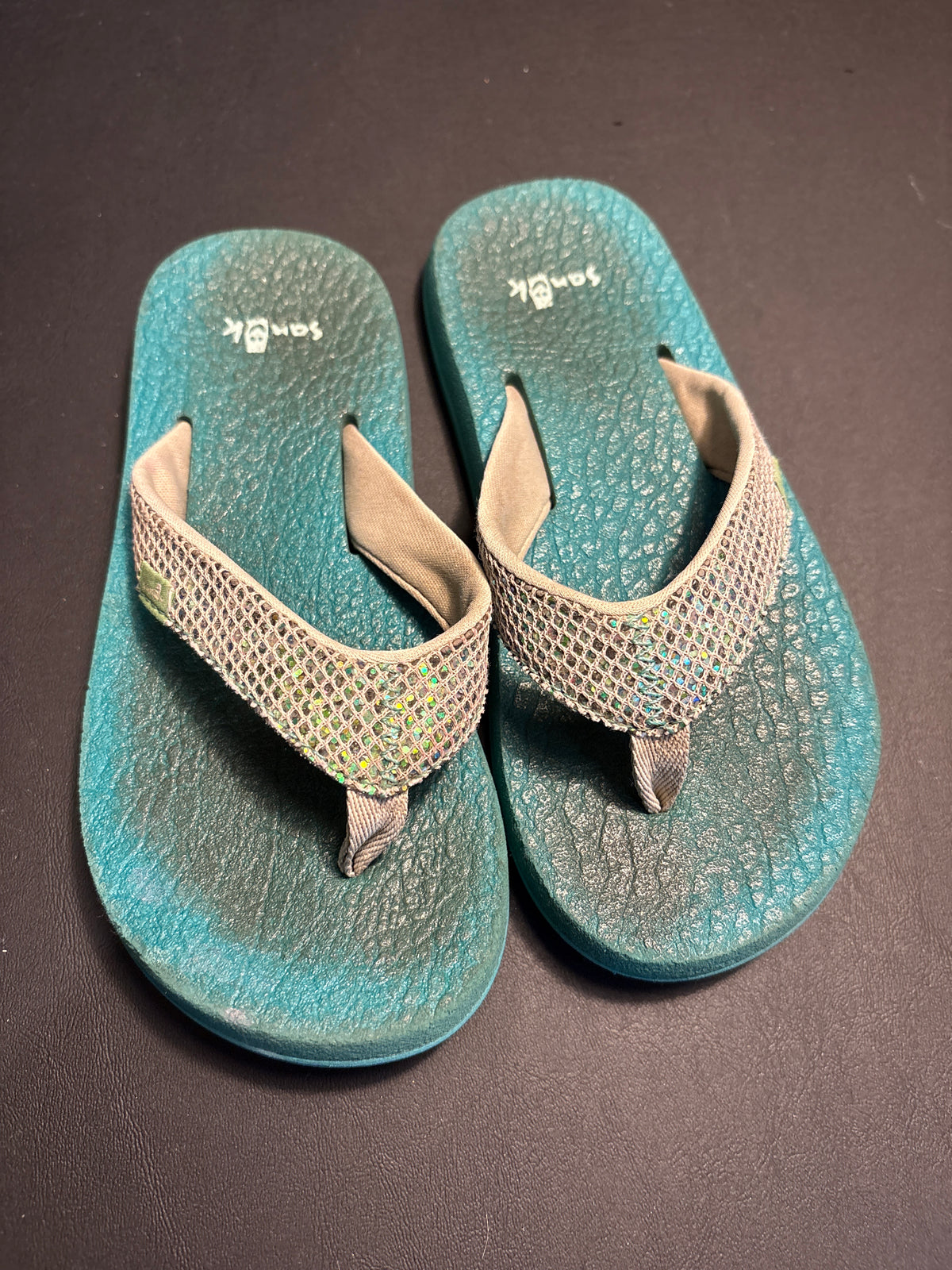 Green flip flops Size 11 - size Shoes - Toddler 11