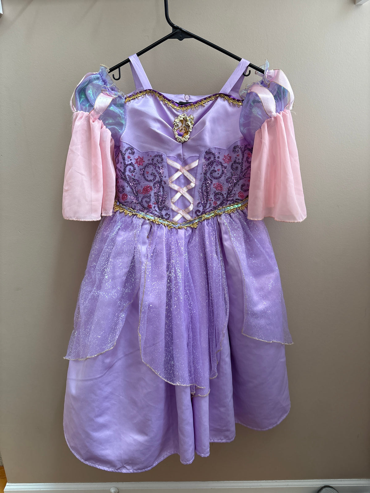Disney Rapunzel dress Size 4-6x - size Youth - 5 (XS)