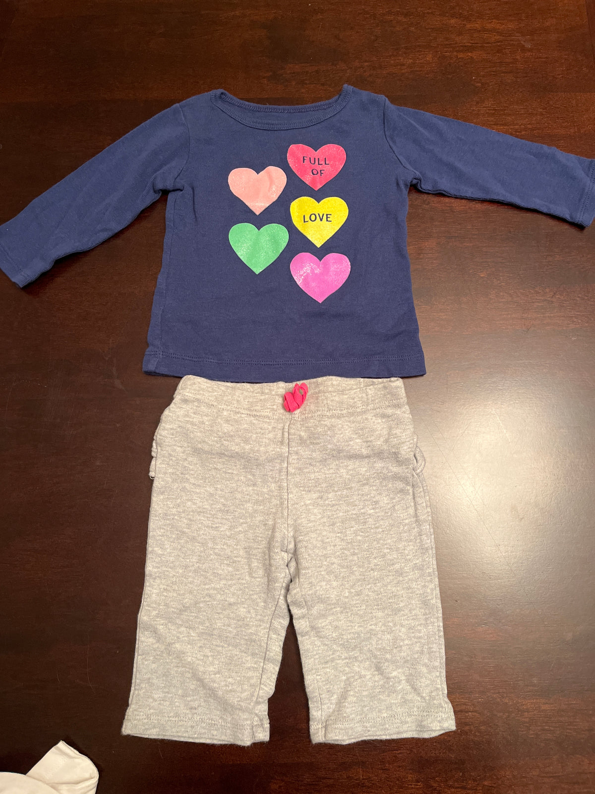 Full of love outfit - size Month - 3-6 / 6M