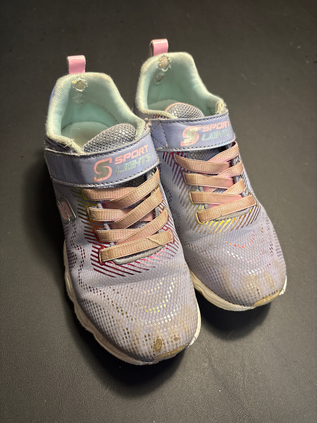 Light purple S sport lights tennis shoes - size Shoes - Kids 13