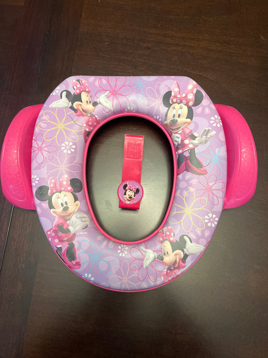 Minnie Mouse potty seat with potty hook