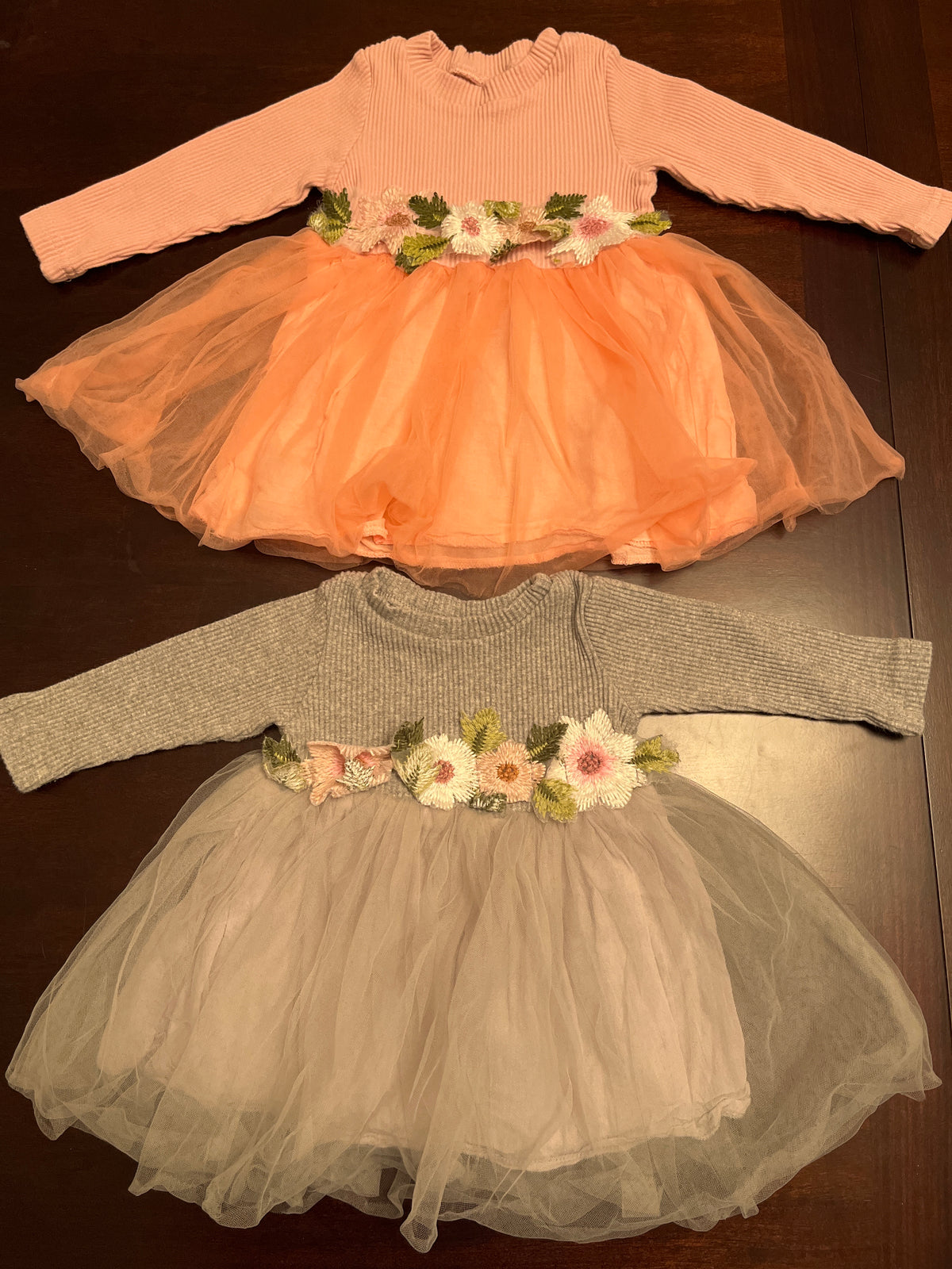 2 sweater dresses with tulle skirts - size Month - 9-12 / 12M