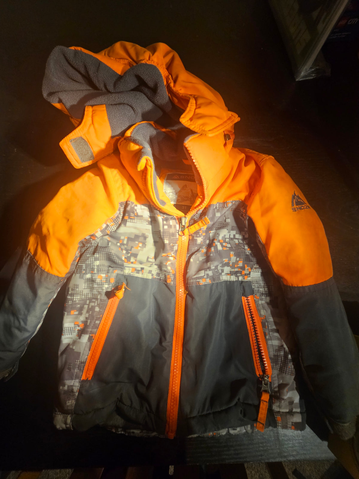 Winter Coat GUC 3T - size Toddler - 3T