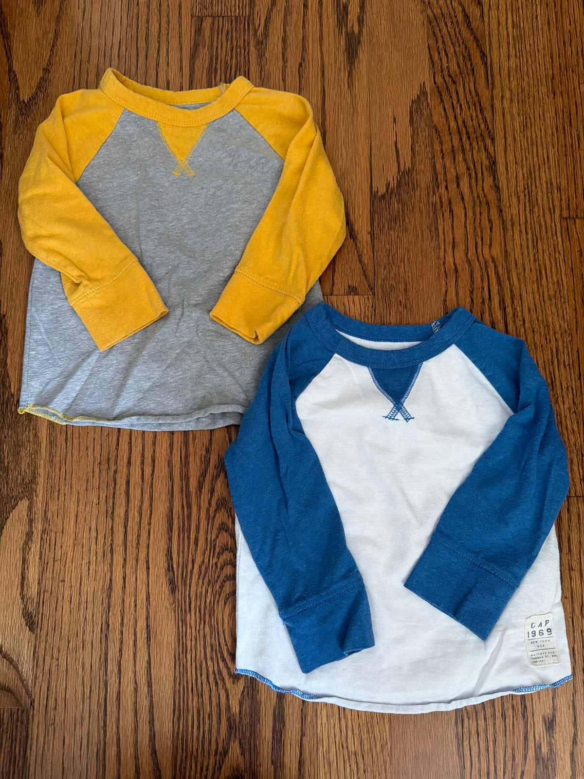 Baby gap baseball t set - size Month - 6-12
