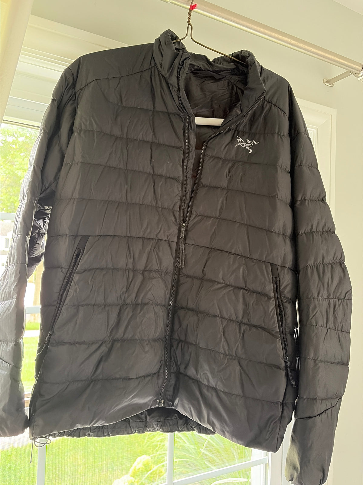Arcteryx puffer coat Good condition - size Teen/Men - L (36-38)