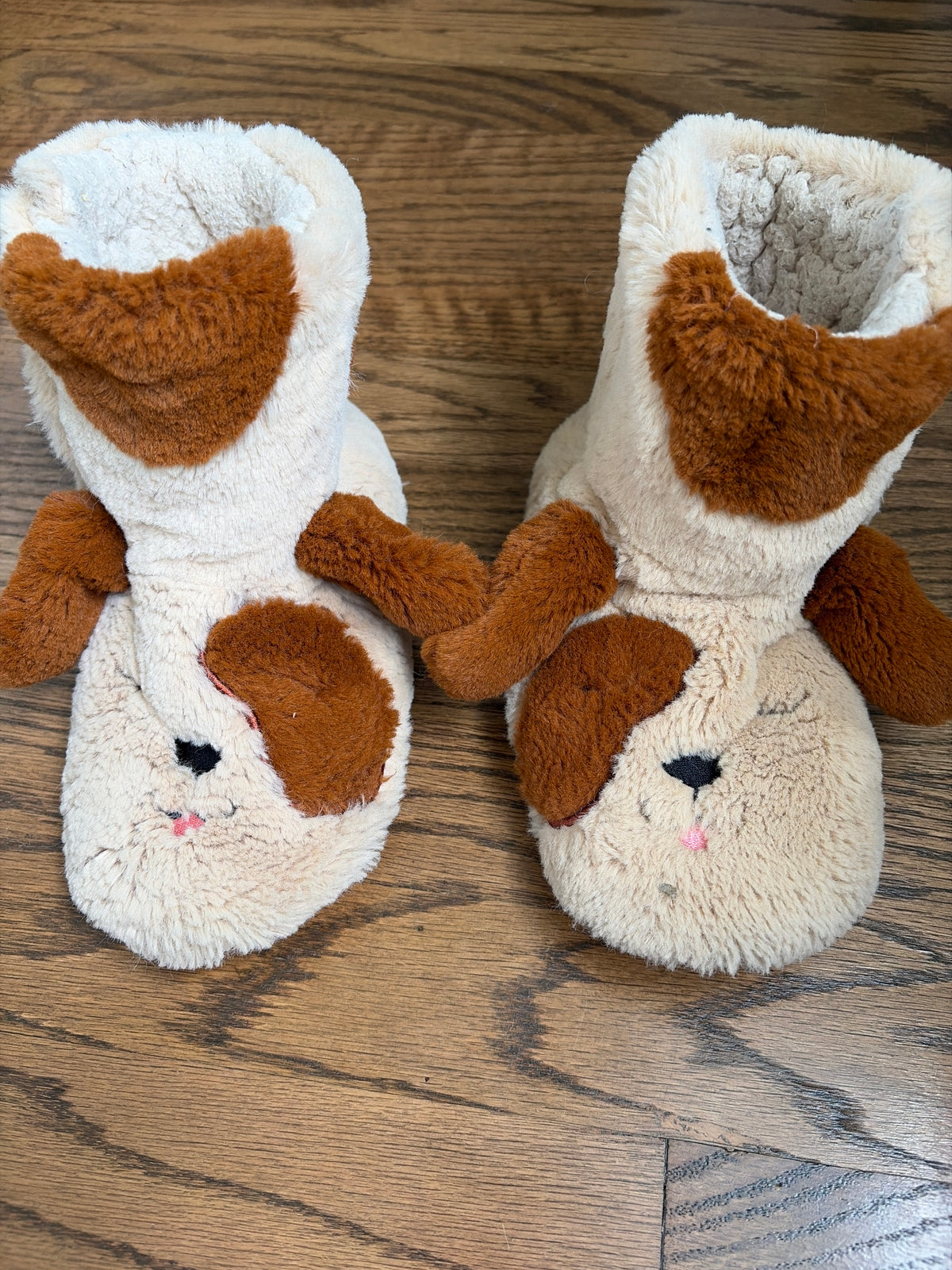 Puppy fuzzy slippers Size 11/12 - size Shoes - Toddler 11