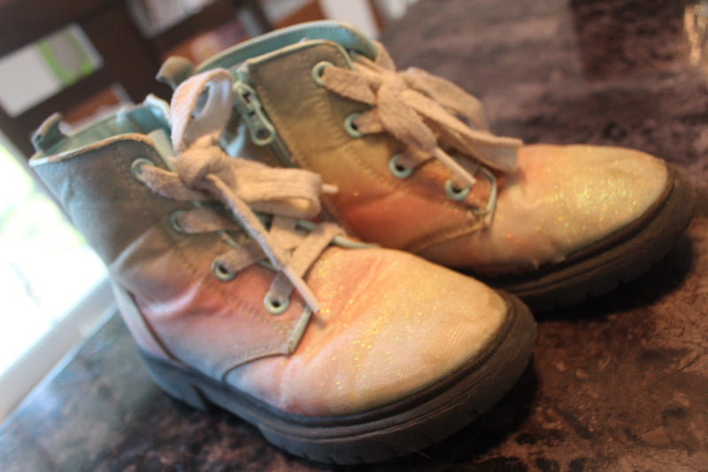 Rainbow Boots Combat boots - size Shoes - Kids 12