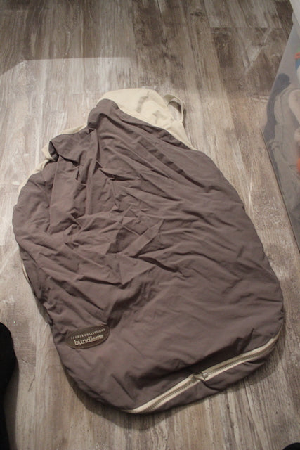 JJ Cole Carseat cover great for colder months