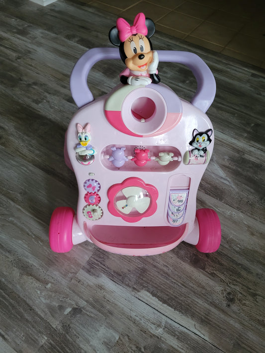 Minnie mouse push toy Lights up & makes noise