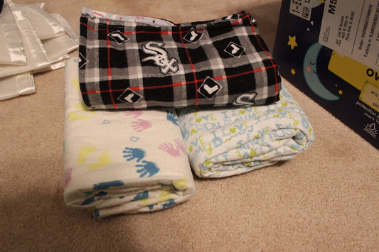 White Sox/Hands&Feet 3 receiving blankets