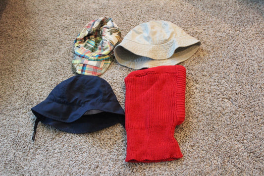 4 hats - size Toddler - 2T