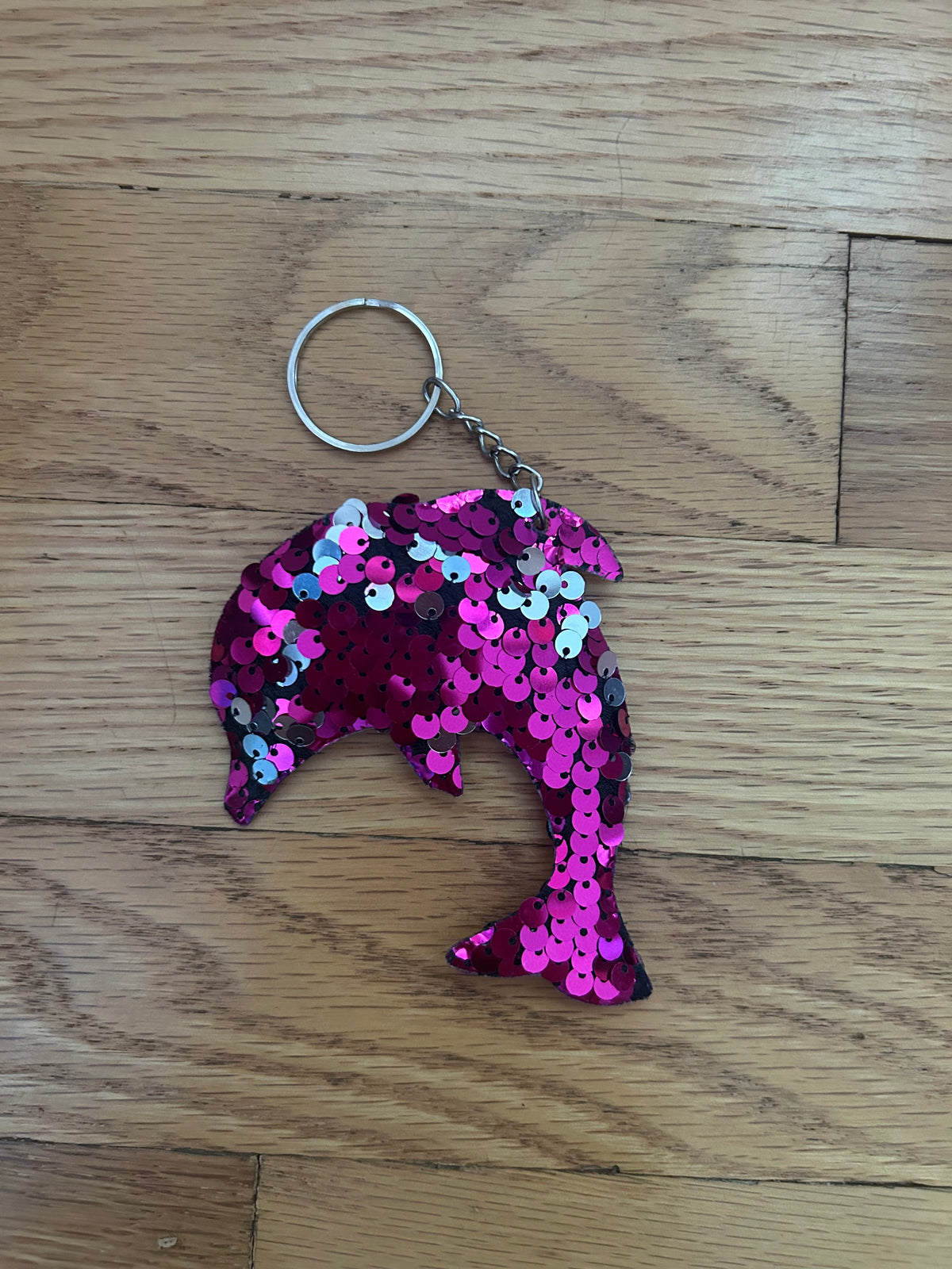 Flip Sequin Dolphin Keychain