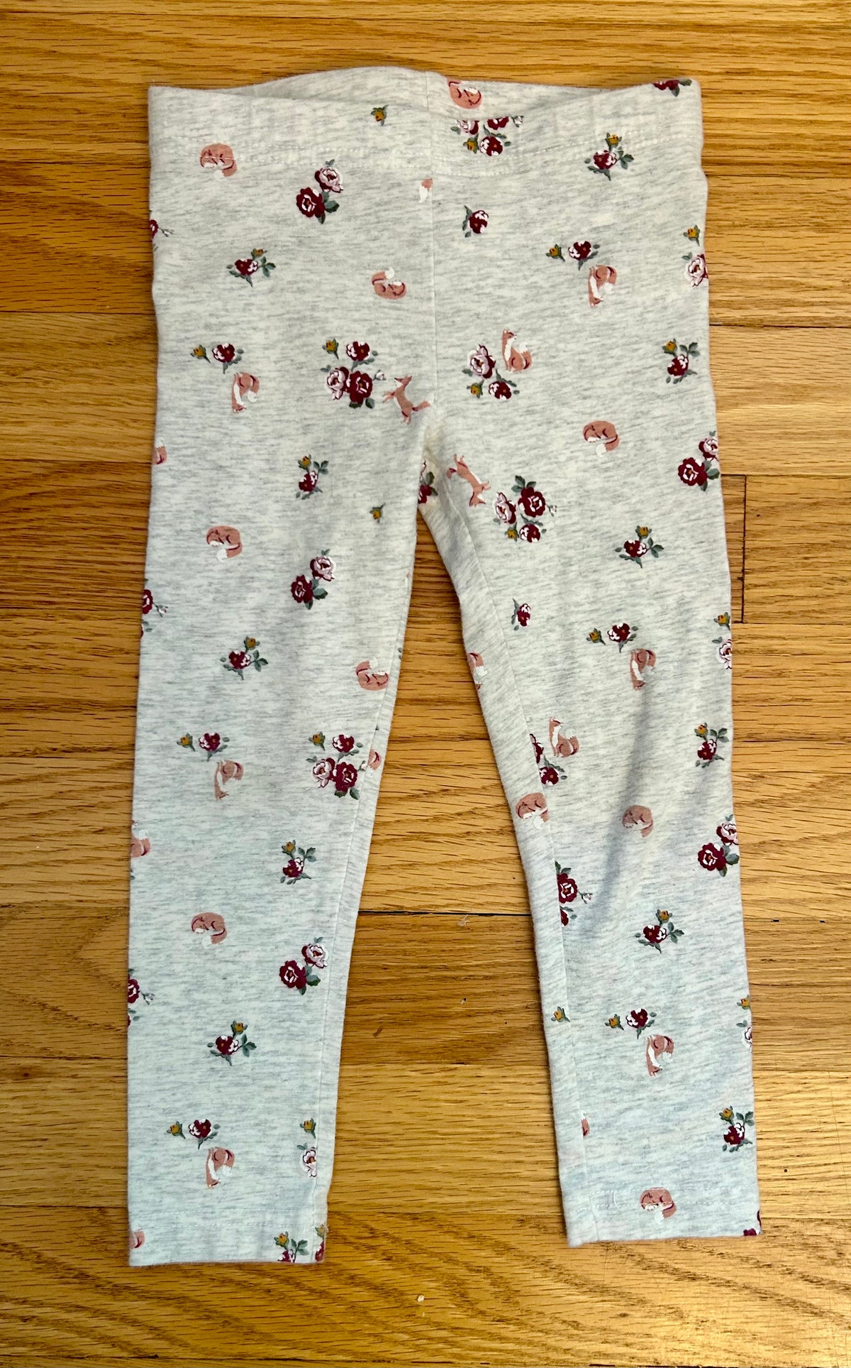 Carters Gray Leggings w/ foxes - size Toddler - 3T