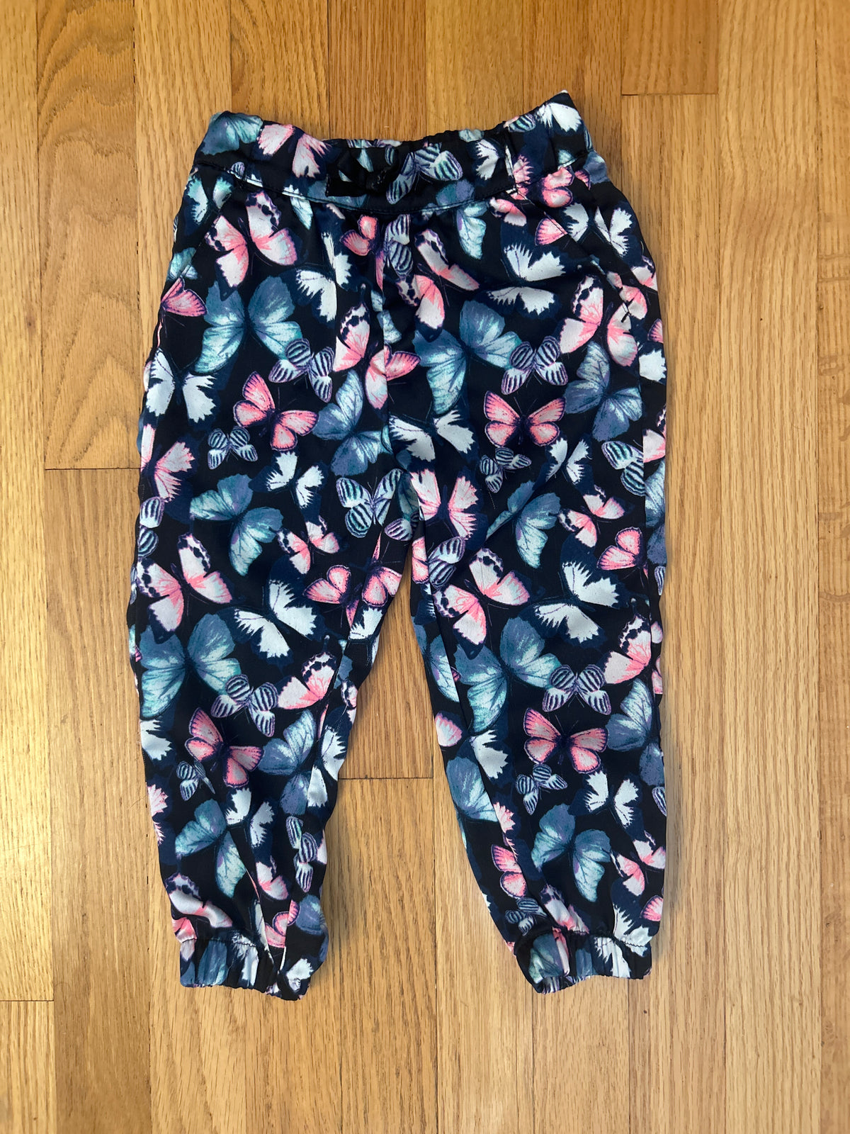H&M Butterfly Pants tag: sz 2, fits 3 - size Toddler - 3T