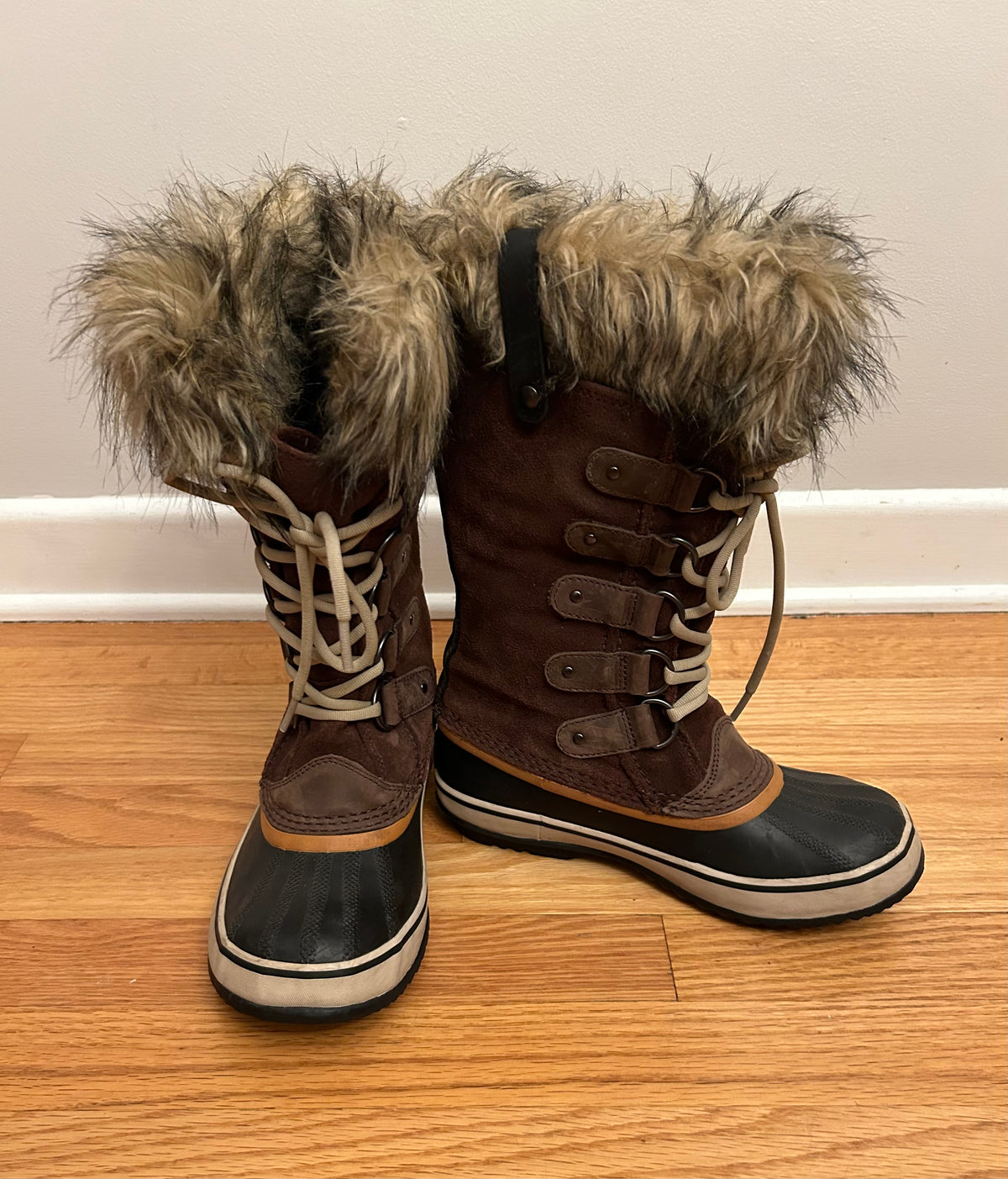 Sorel Boots EUC - size Shoes - Adult 7