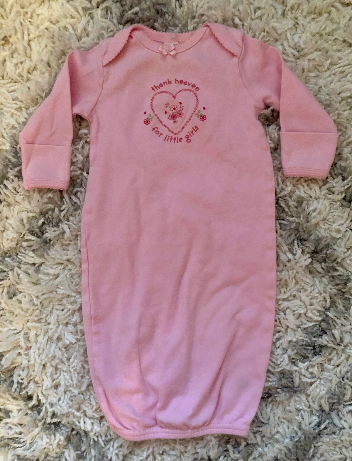 Carters Sleeper Gown with Hand Covers - size Month - 0-3 / 3M