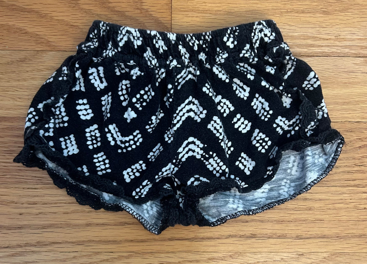 Carters Black/White Shorts (6M) - size Month - 3-6 / 6M