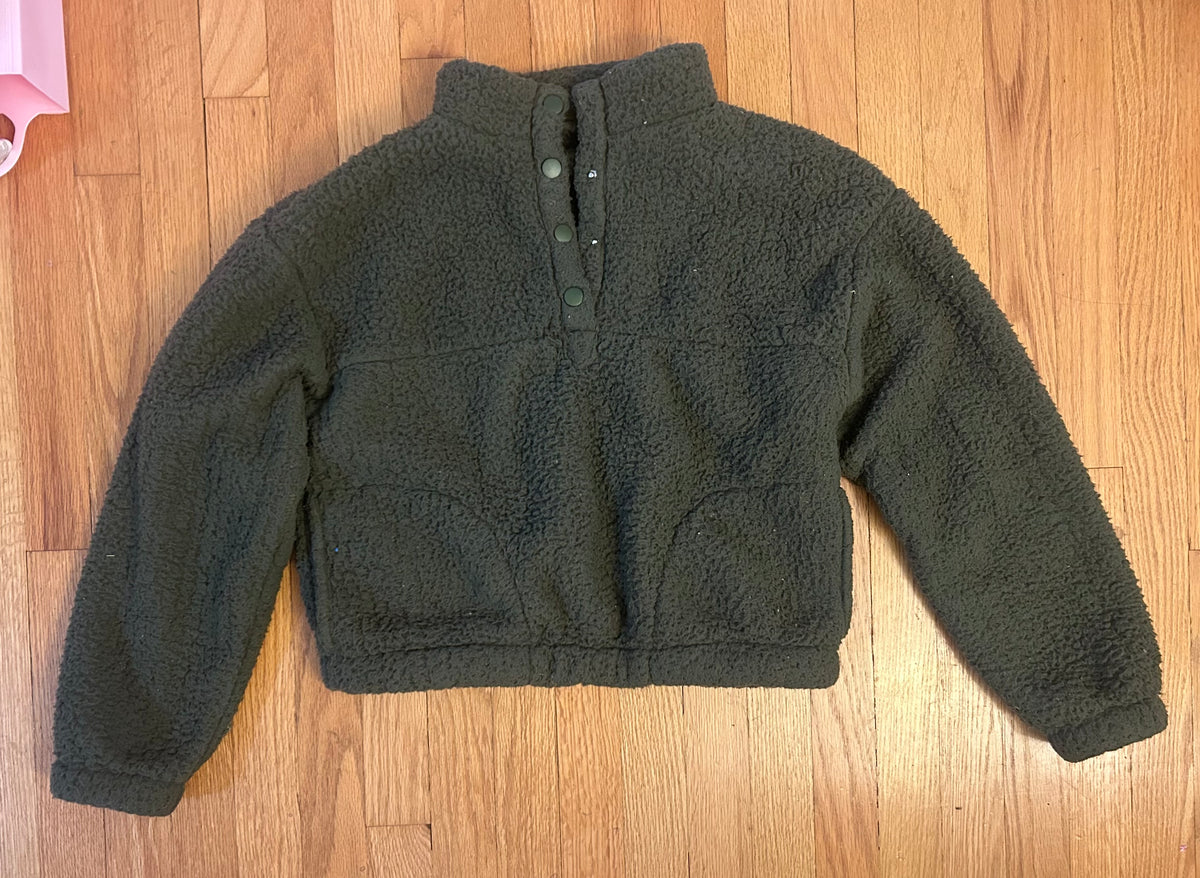 Wild Fable Fuzzy Sweater - size Women - S (4/6)