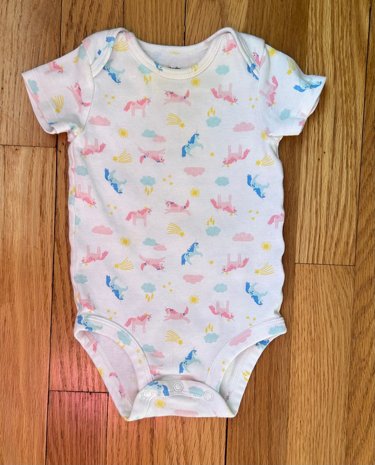 Carters SS Unicorns Onesie EUC (9M) - size Month - 6-9 / 9M