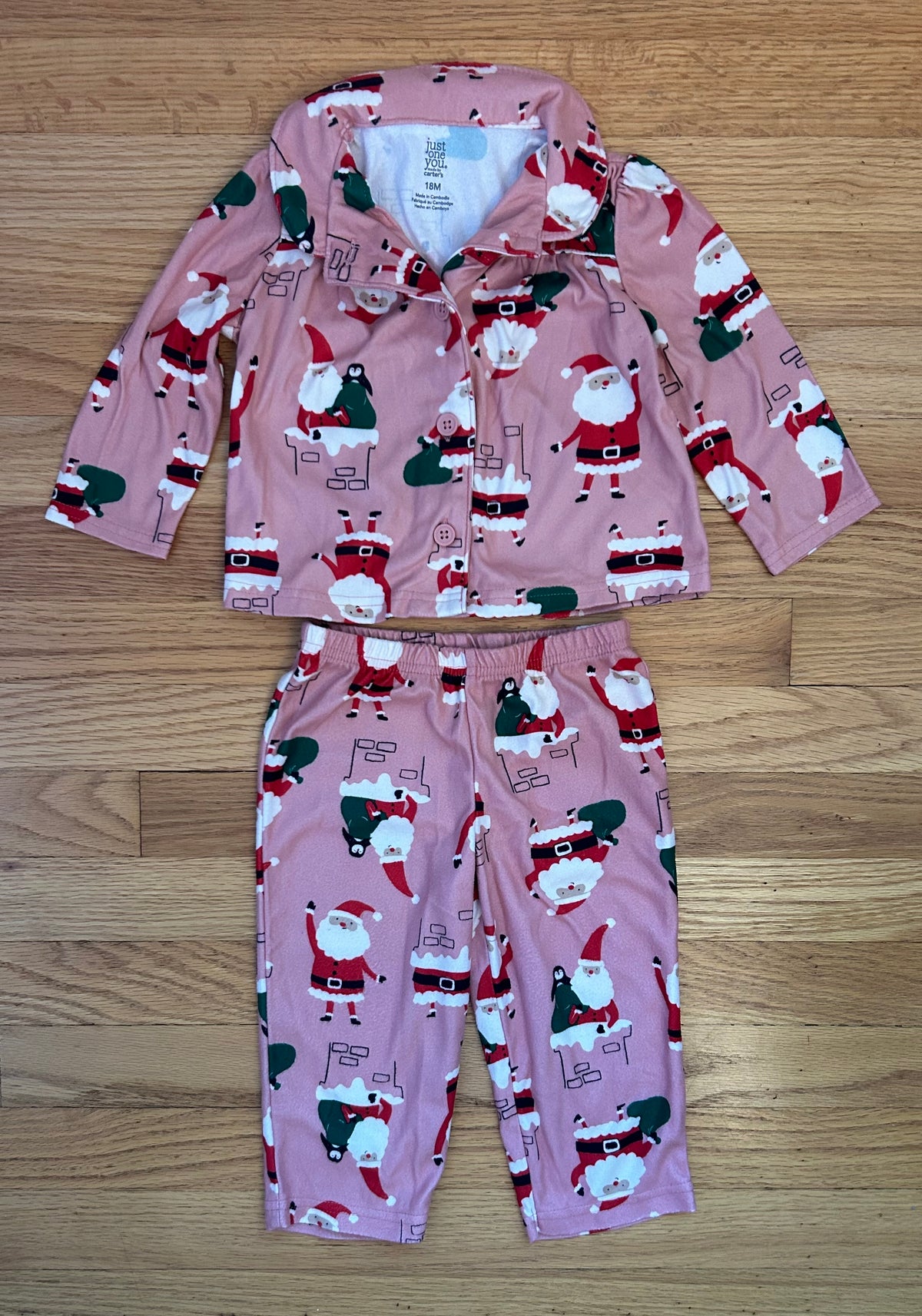 Two Piece Christmas Pajamas Like New (18M) - size Month - 12-18 / 18M