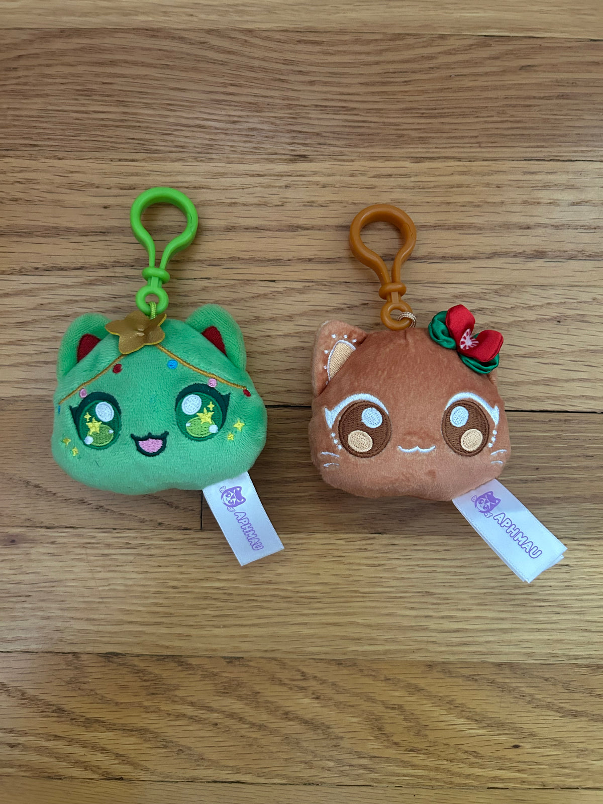 Aphmau Christmas Plush Keychains