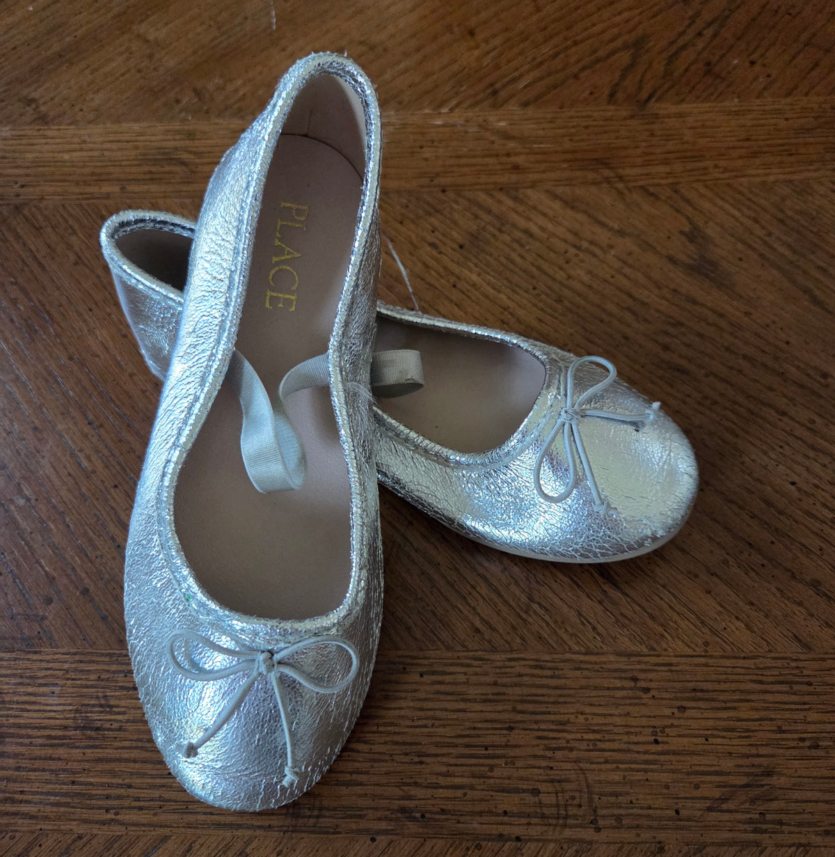 PLACE Silver Flats Elastic strap added - size Shoes - Kids 12