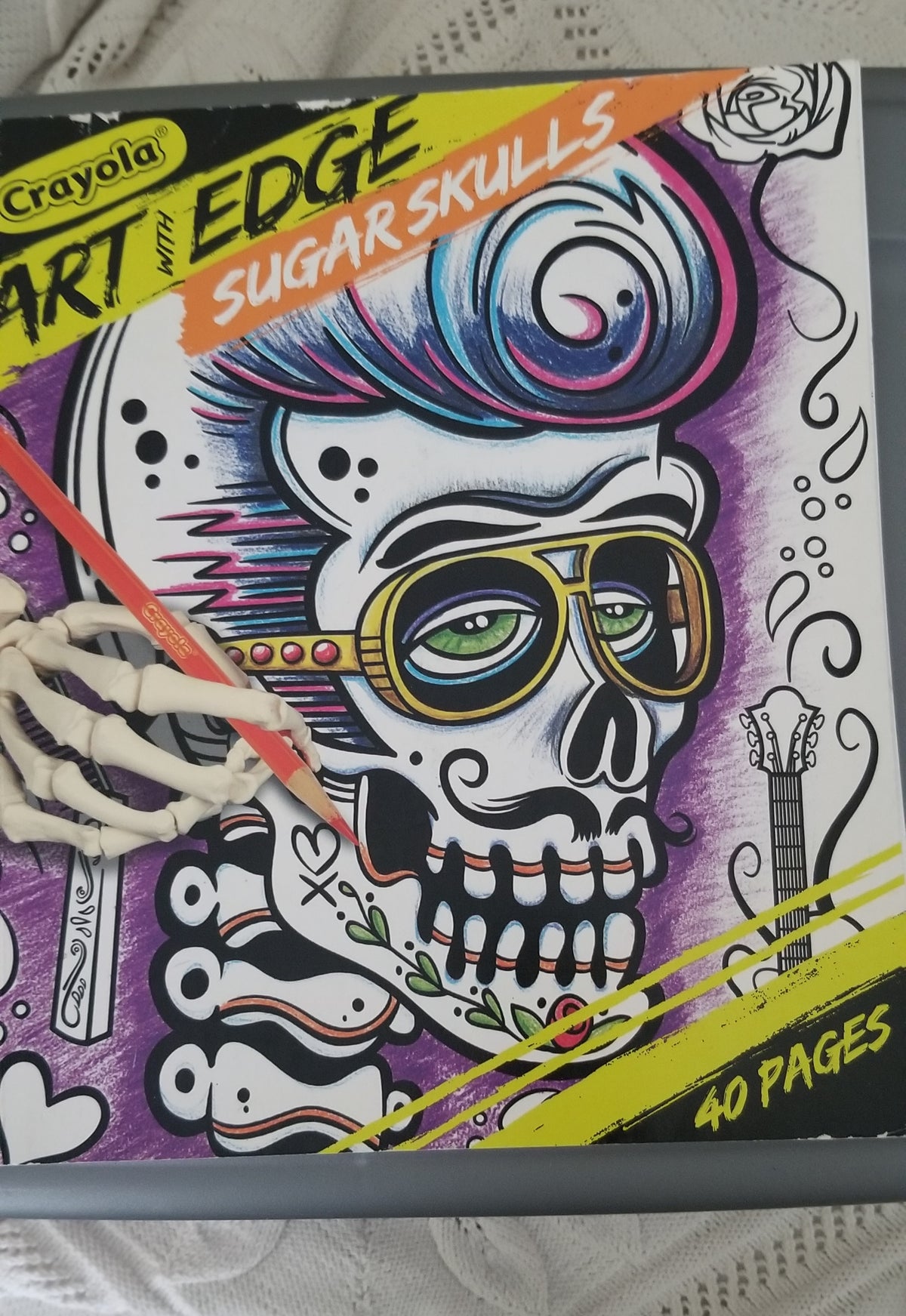 Crayola Sugar Skulls 35 pages to color
