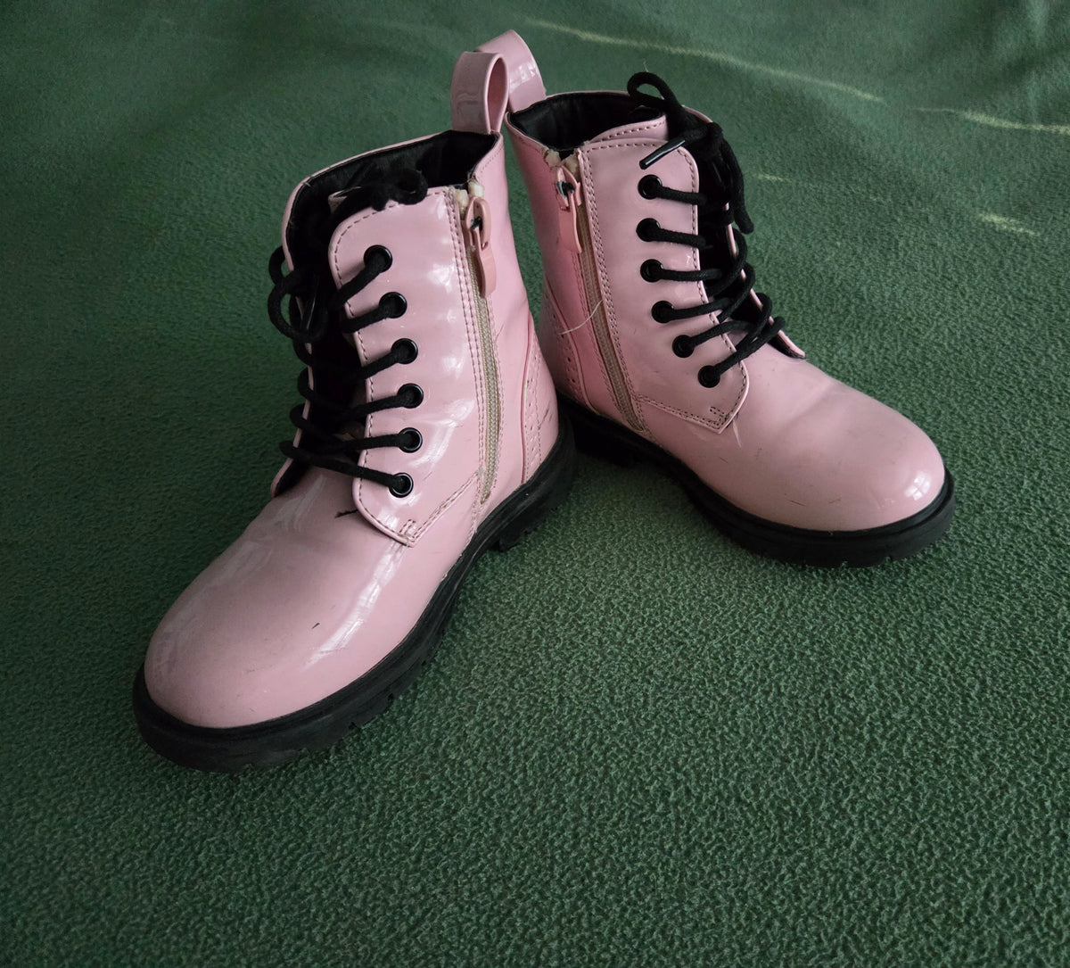 Dream Paris Pink Shoes Sz Kid 9