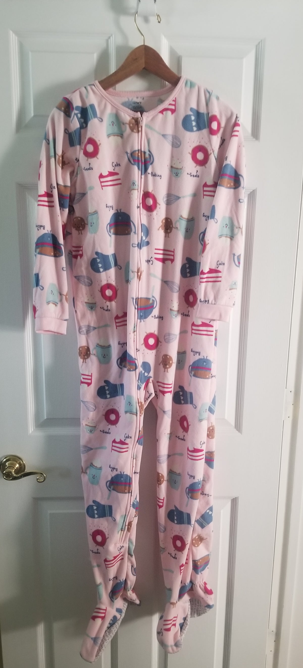 Carter's One-piece Sleep A sleep-over must have!