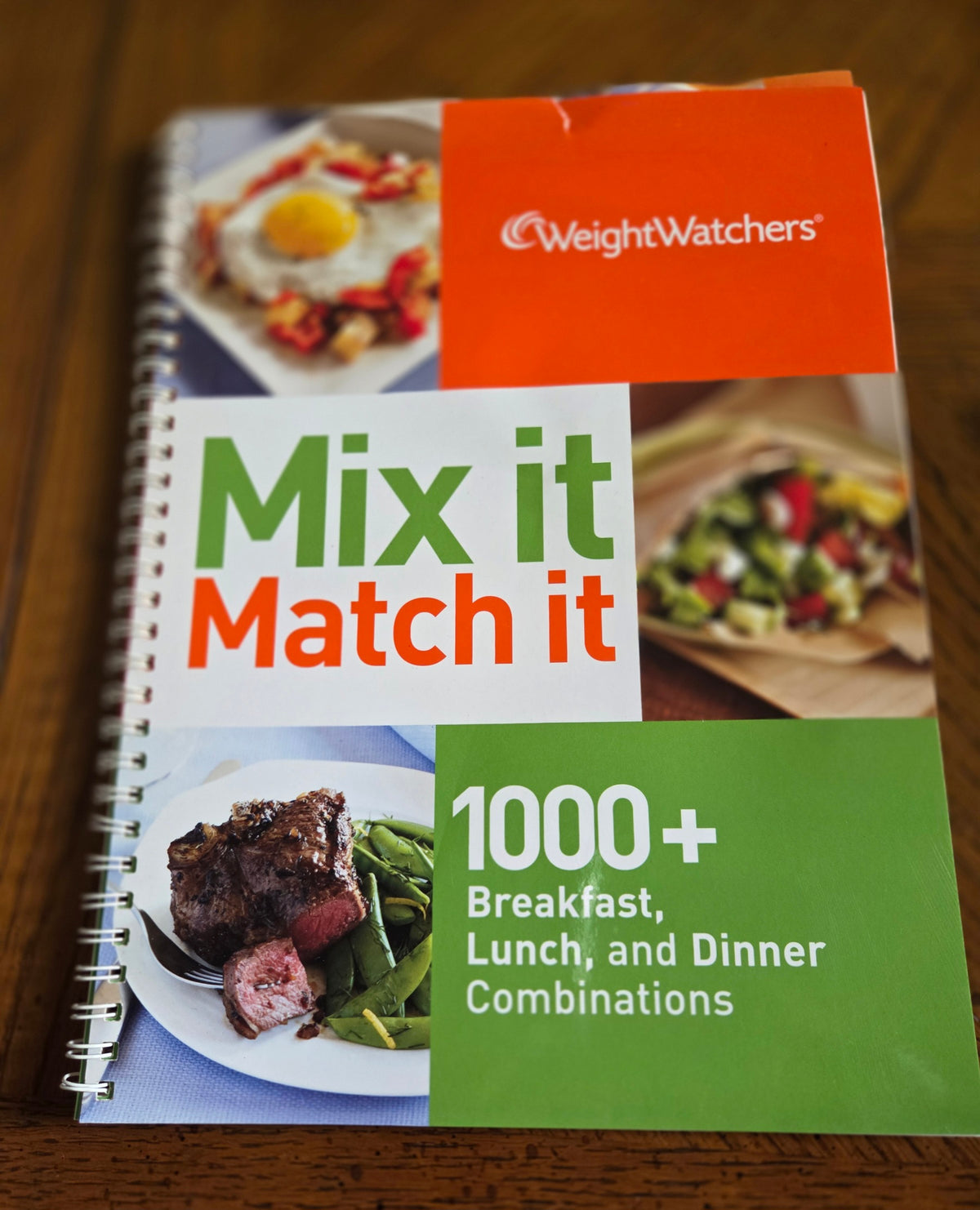 Weight Watchers CookBook Over 1000 combos
