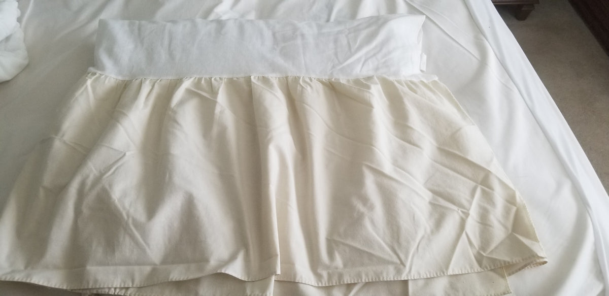 Dk Cream Bed Skirt Queen 15 drop