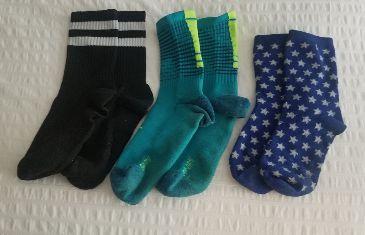 Lot of 3 pr Boy Socks Sz M (fits show 9-2.5)