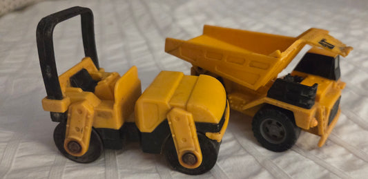 2 Tonka Trucks Dump Truck missing top