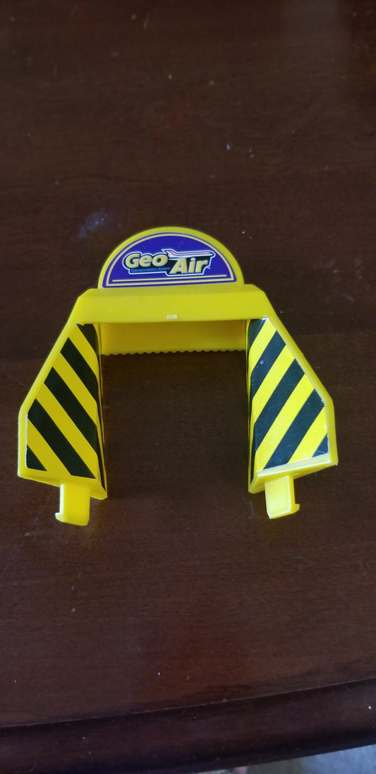 GeoTrax Air Entrance