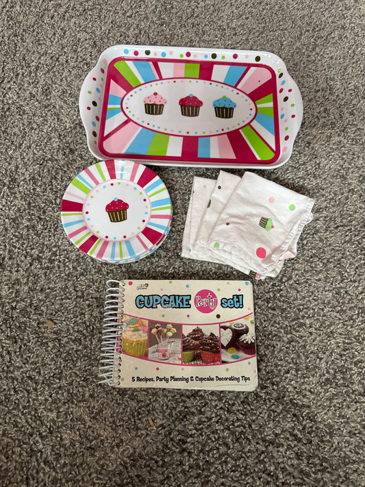 Cupcake Party Set Tray, 4 plates, 3 napkin